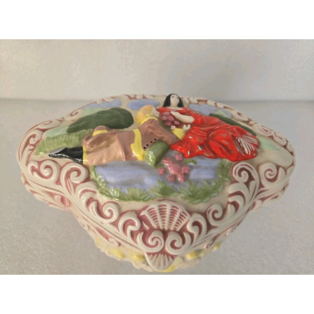 Vintage‎ Capodimonte MAB Italian Porcelain Ornate Jewelry Box  Relief
